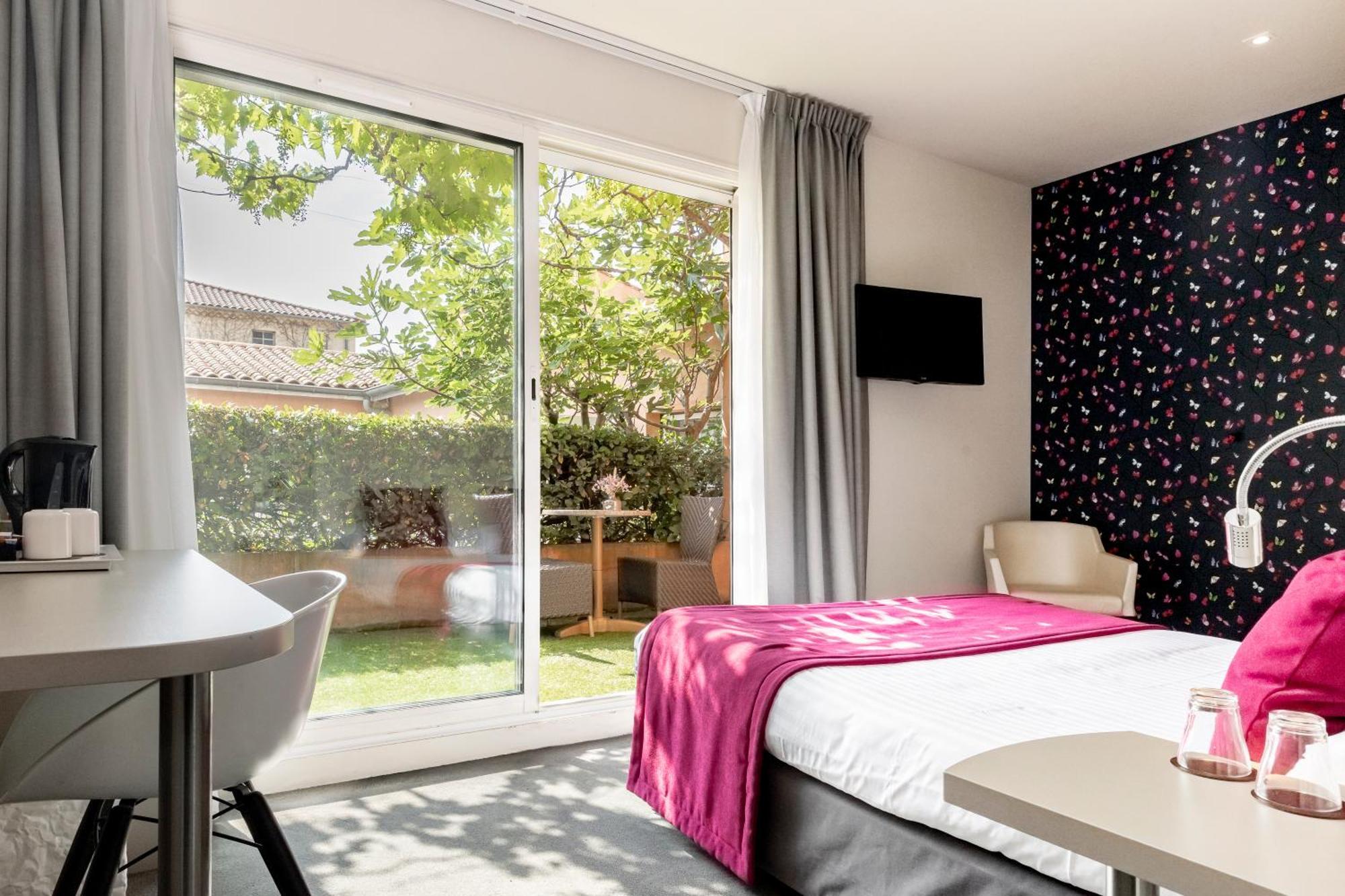 Le Carre D'Alethius Logis Hotel Restaurant Charmes-sur-Rhone Eksteriør bilde