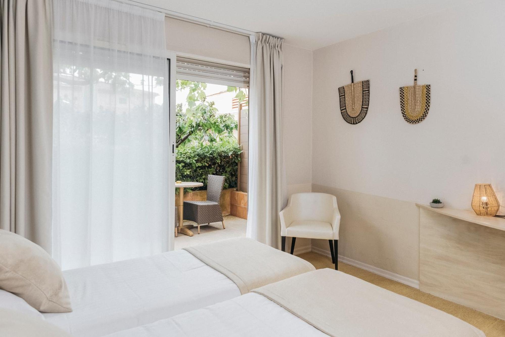 Le Carre D'Alethius Logis Hotel Restaurant Charmes-sur-Rhone Eksteriør bilde