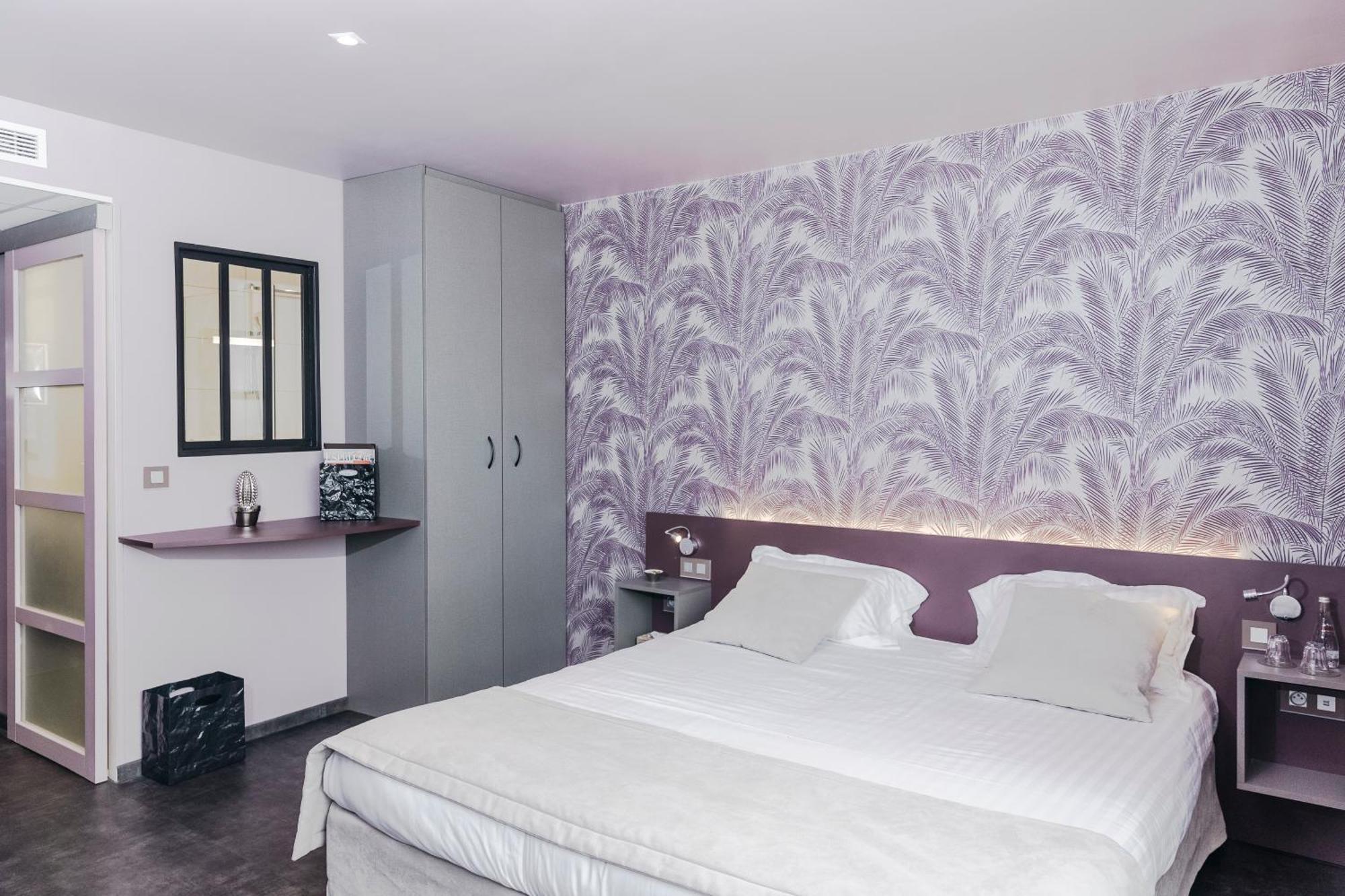 Le Carre D'Alethius Logis Hotel Restaurant Charmes-sur-Rhone Eksteriør bilde