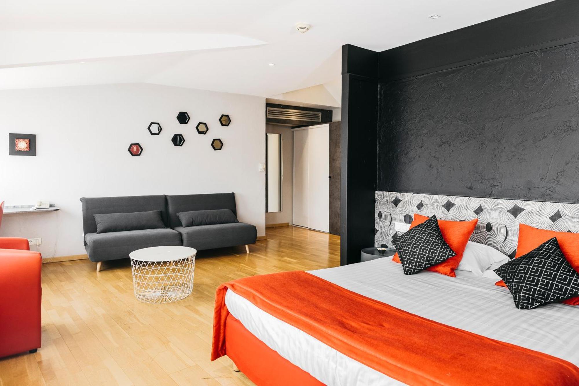 Le Carre D'Alethius Logis Hotel Restaurant Charmes-sur-Rhone Eksteriør bilde