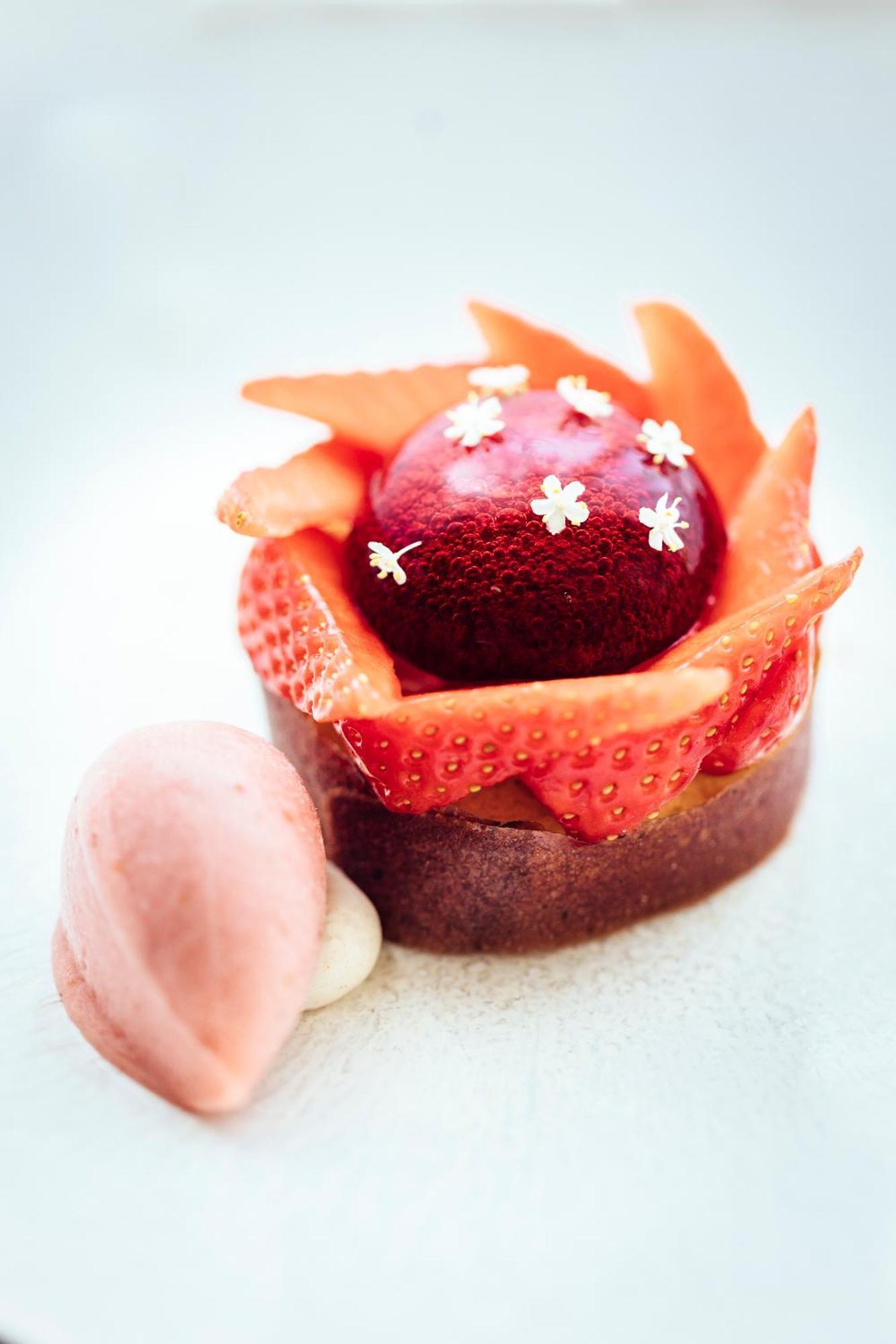 Le Carre D'Alethius Logis Hotel Restaurant Charmes-sur-Rhone Eksteriør bilde