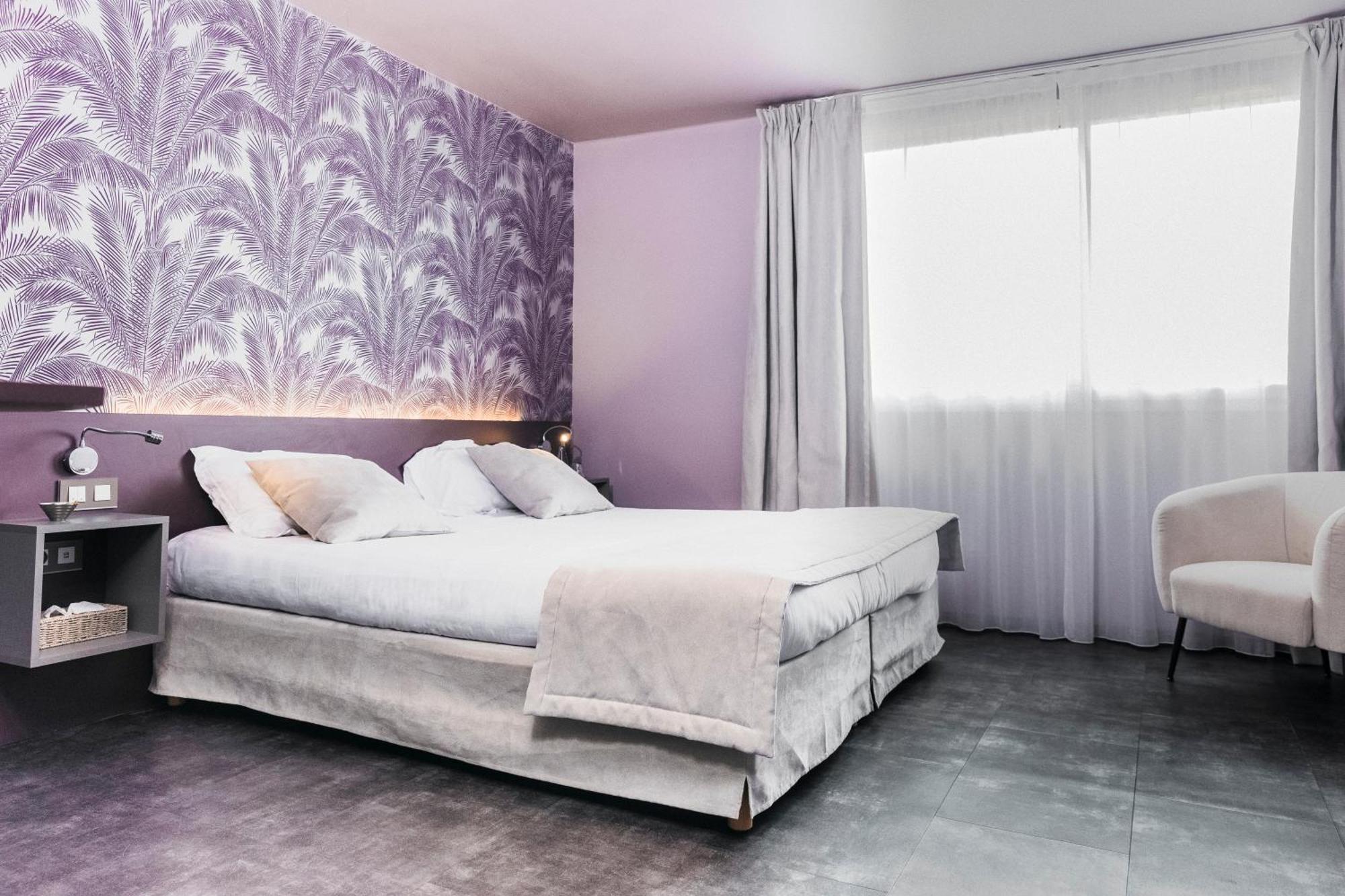 Le Carre D'Alethius Logis Hotel Restaurant Charmes-sur-Rhone Eksteriør bilde