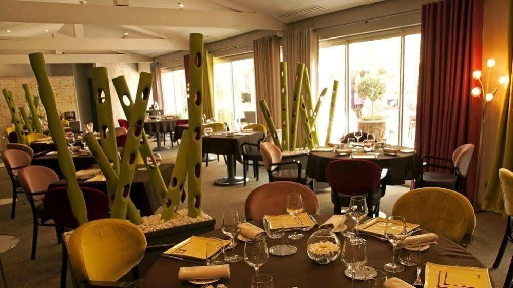 Le Carre D'Alethius Logis Hotel Restaurant Charmes-sur-Rhone Eksteriør bilde